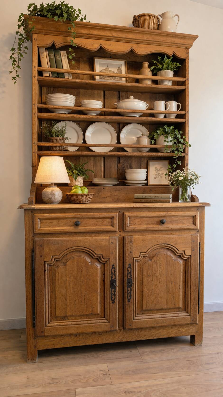 Buffet two bodies Old Furniture in solid oak, Italian rustic style