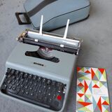 Machine à écrire vintage