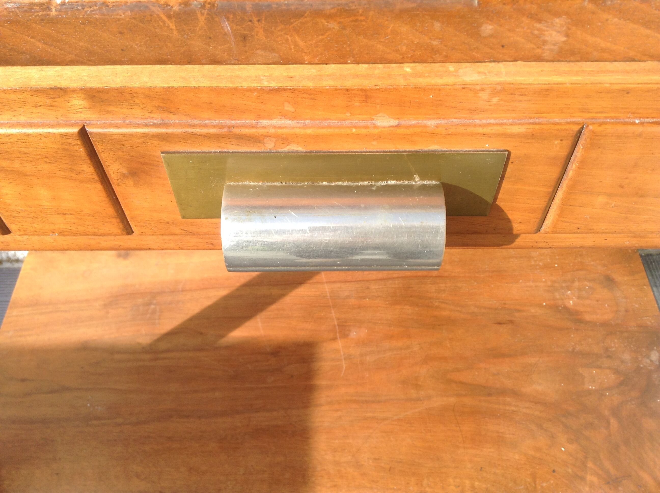 Table or desk art deco