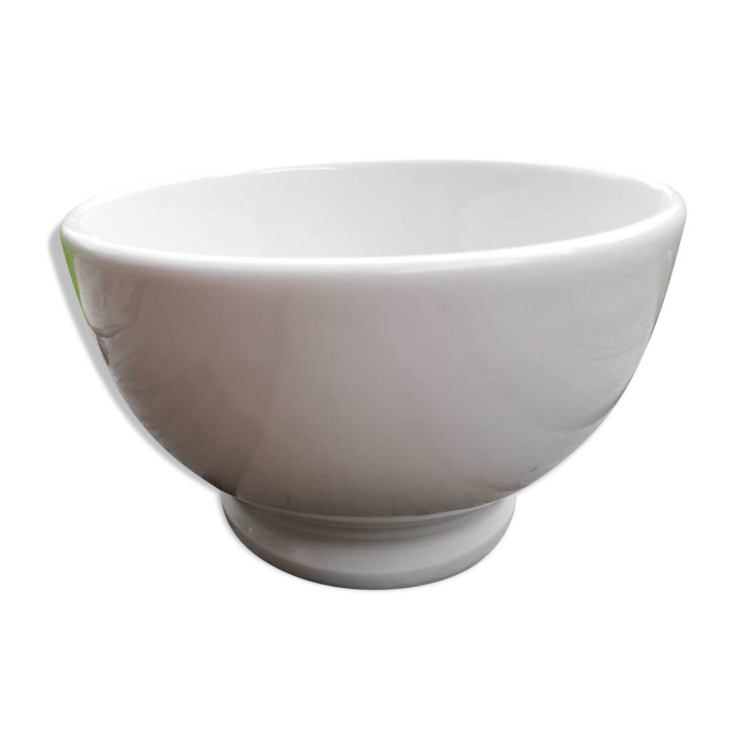 White porcelain bowl