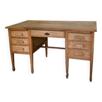American desk in raw wood