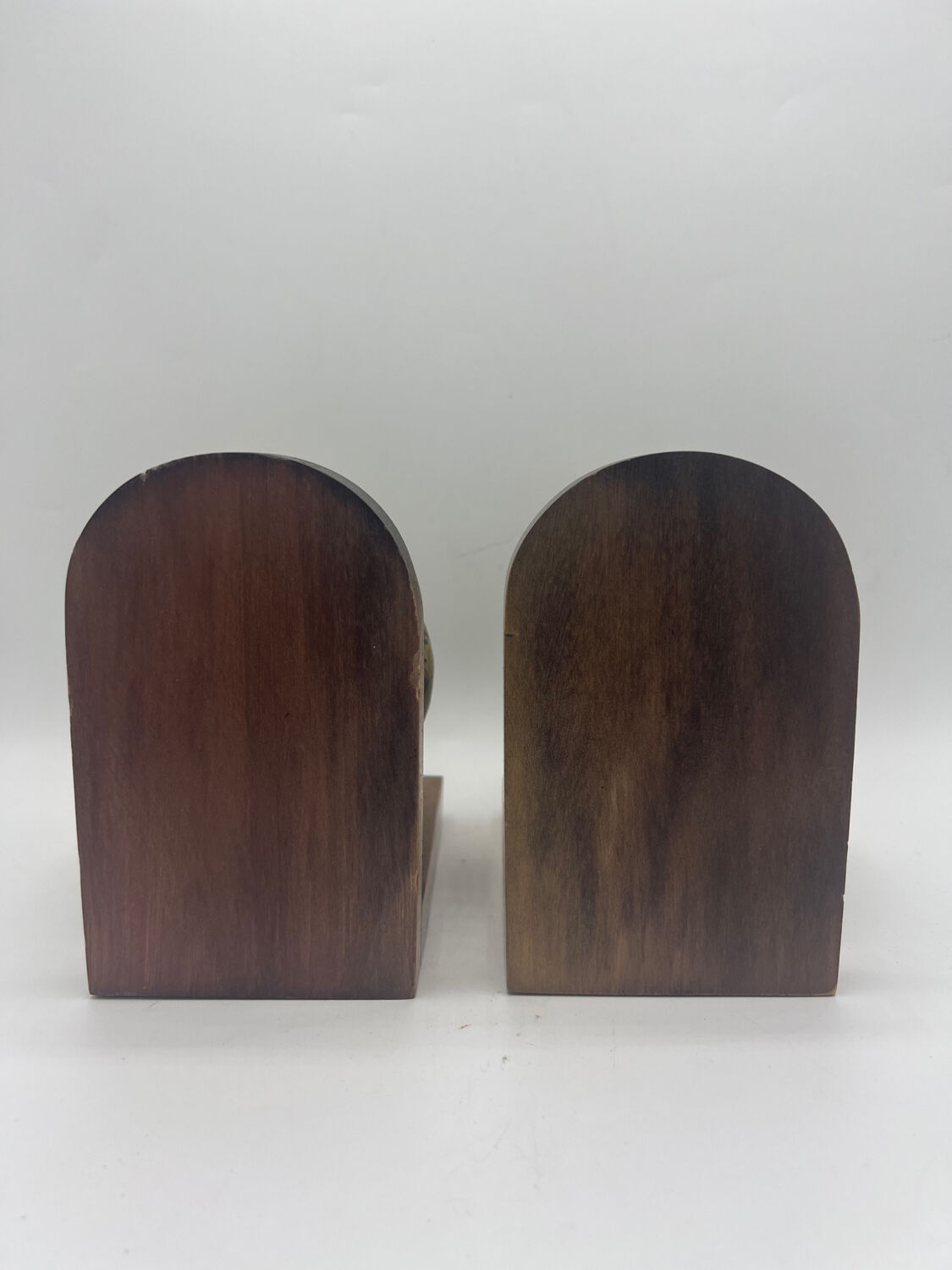 Bookends globe terrestrial