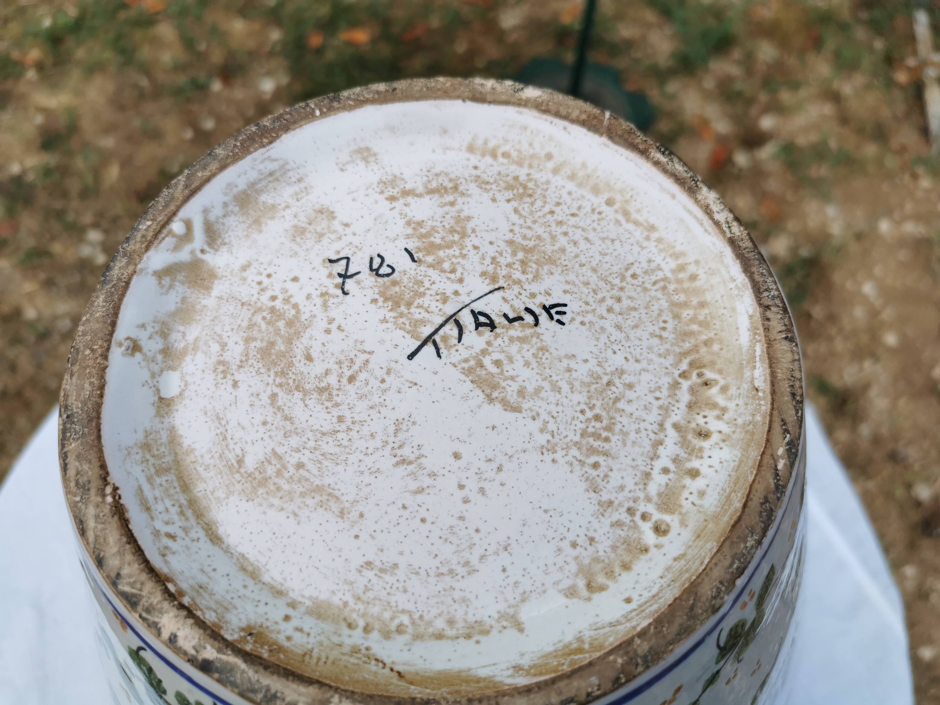 Ancien vase en faïence italy