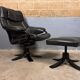 Fauteuil pivotant Skalma avec repose-pieds design danois