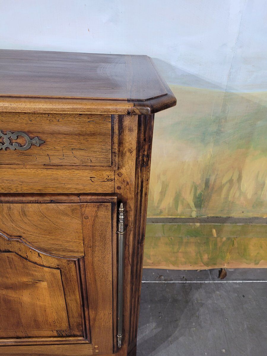 Buffet confiturier en noyer