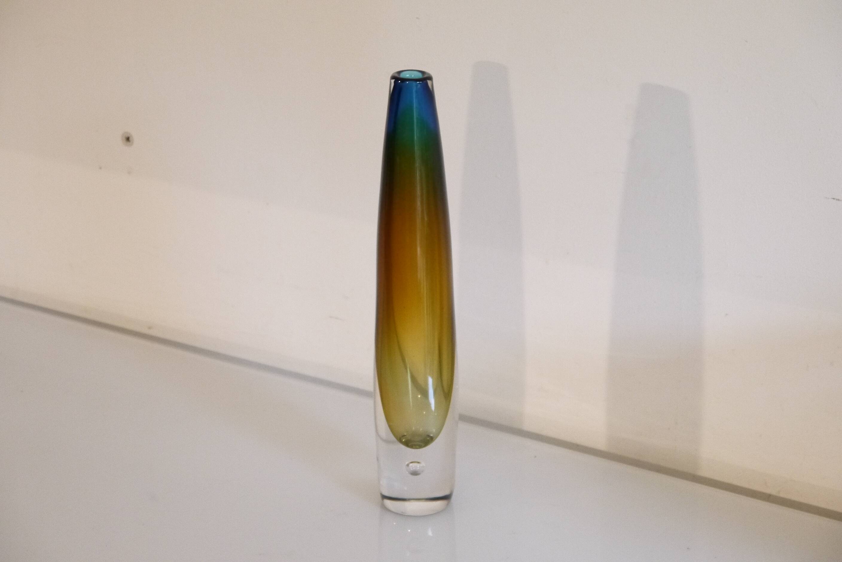 Swedish vase by Vicke Lindstrand for Kosta