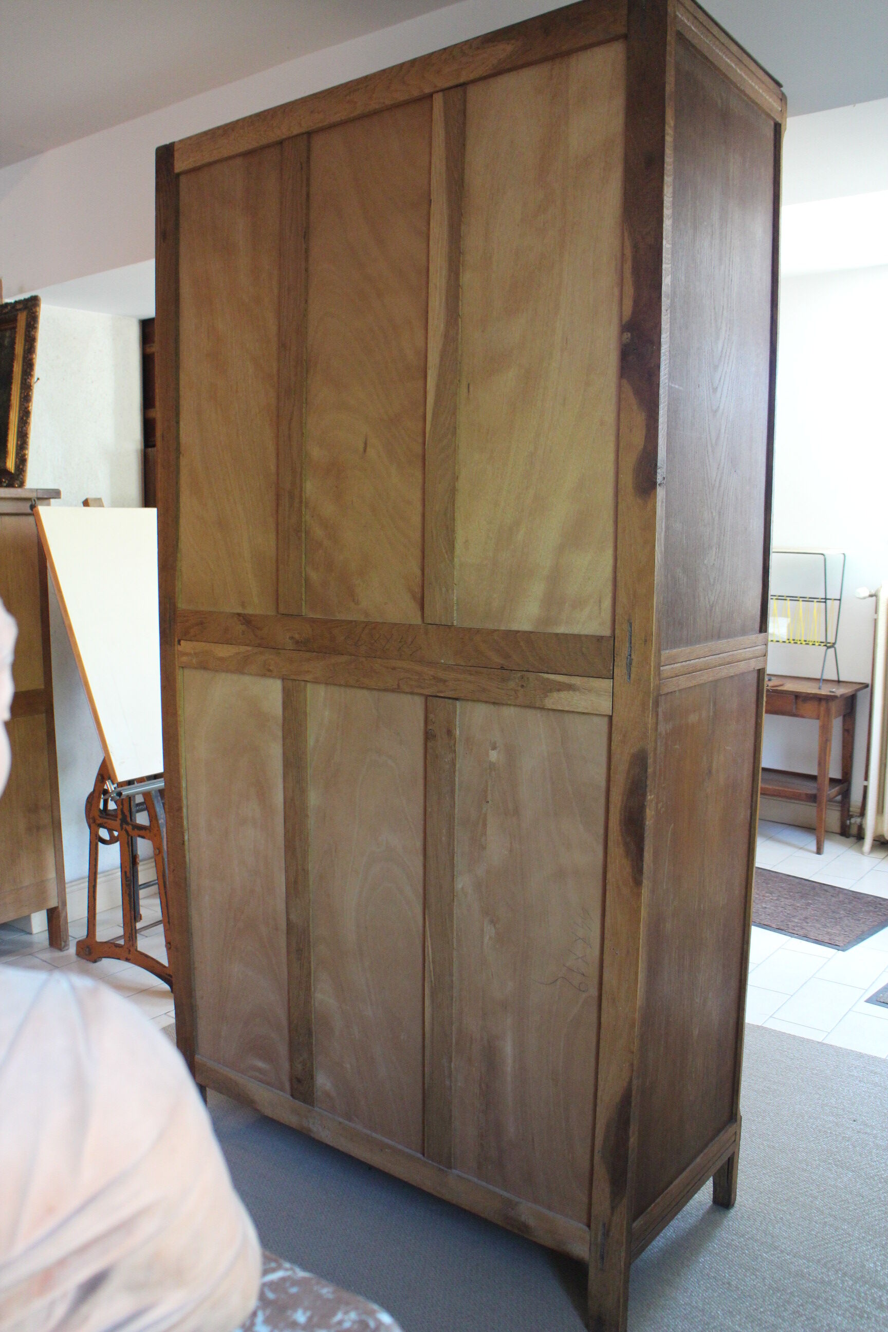 Vintage parisian wardrobe