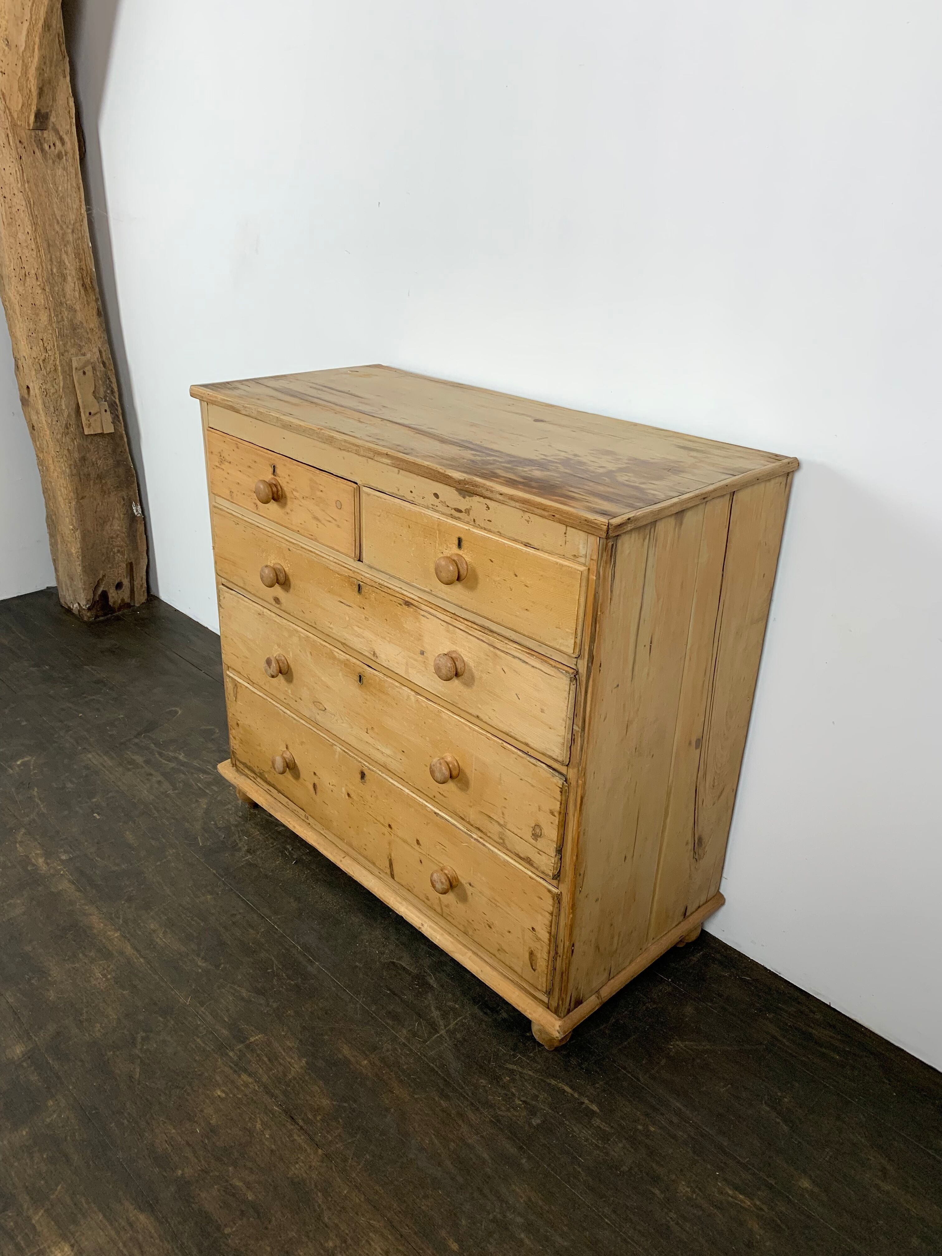 English chest of drawers pine