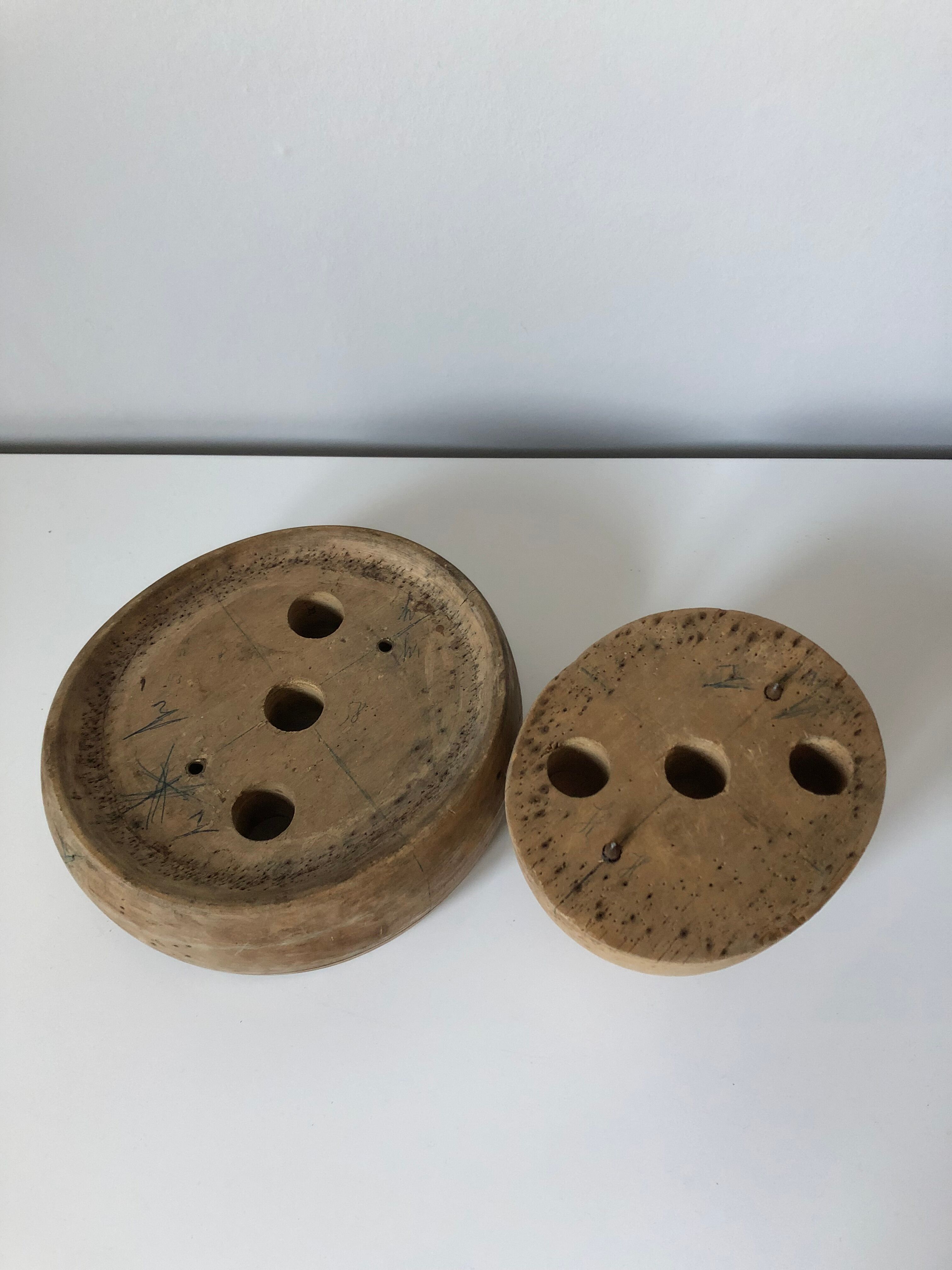 Vintage women's hat mold