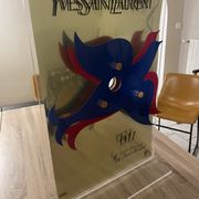 Présentoir Yves Saint Laurent 70s