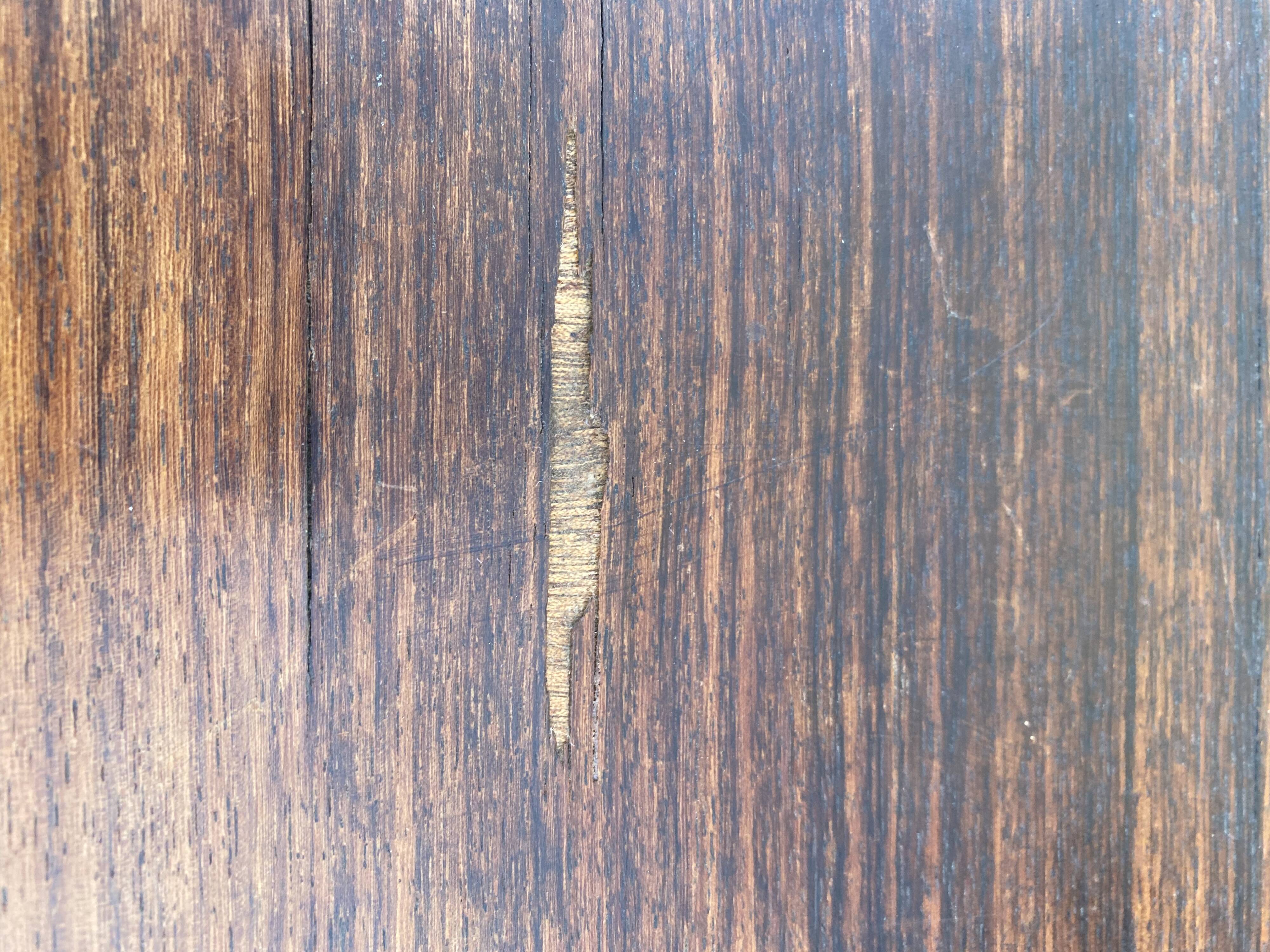 Art Deco wallet table