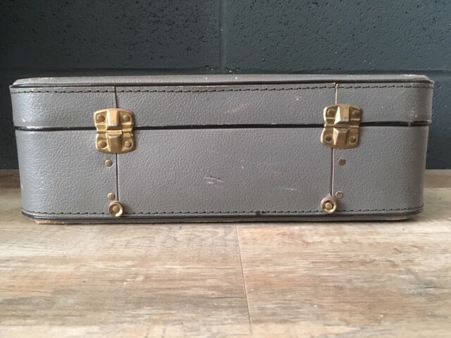 Valise vintage grise