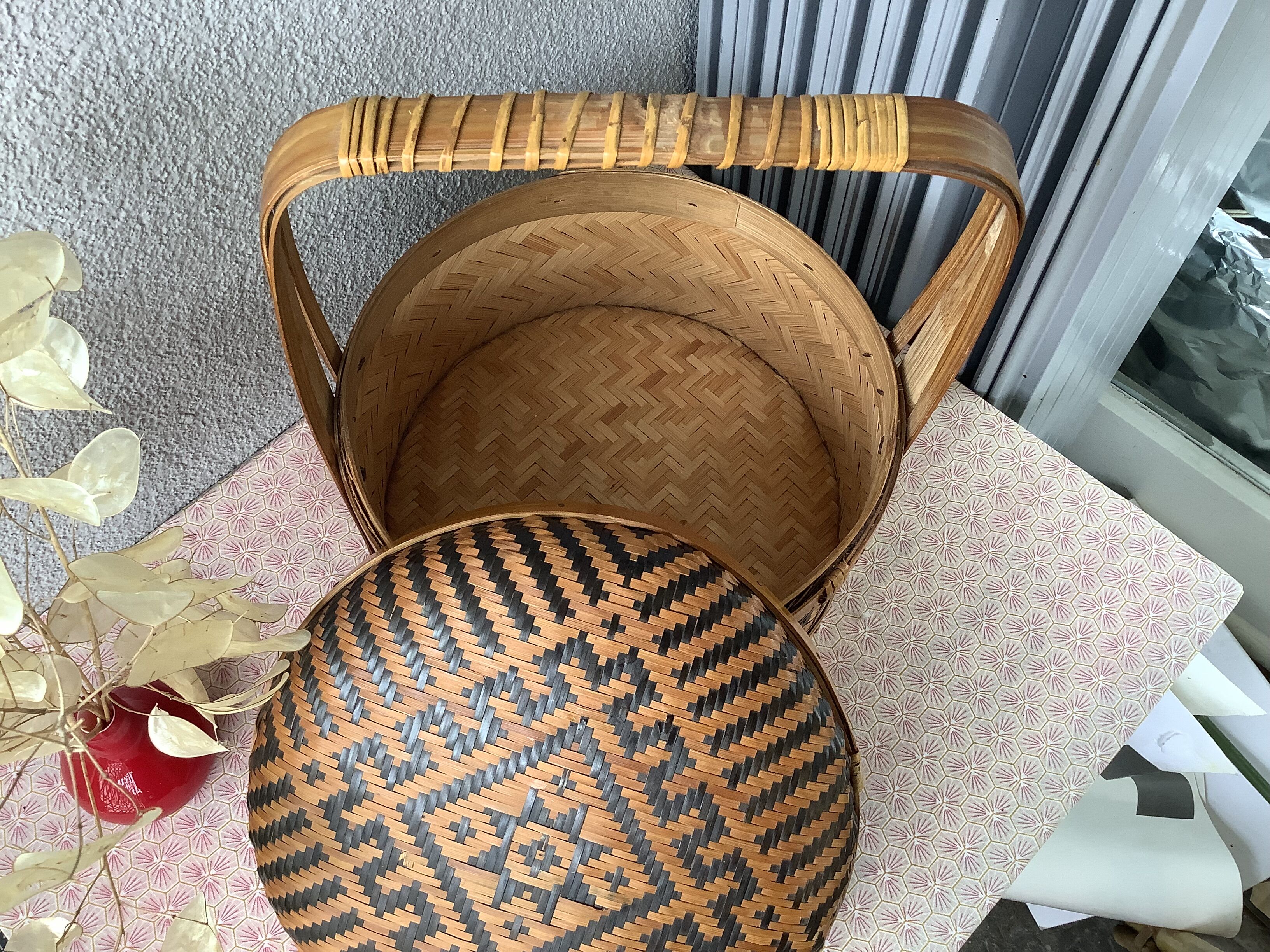 Boho chic Chinese Bamboo Bamboo Braided Basket - Bakul Siah