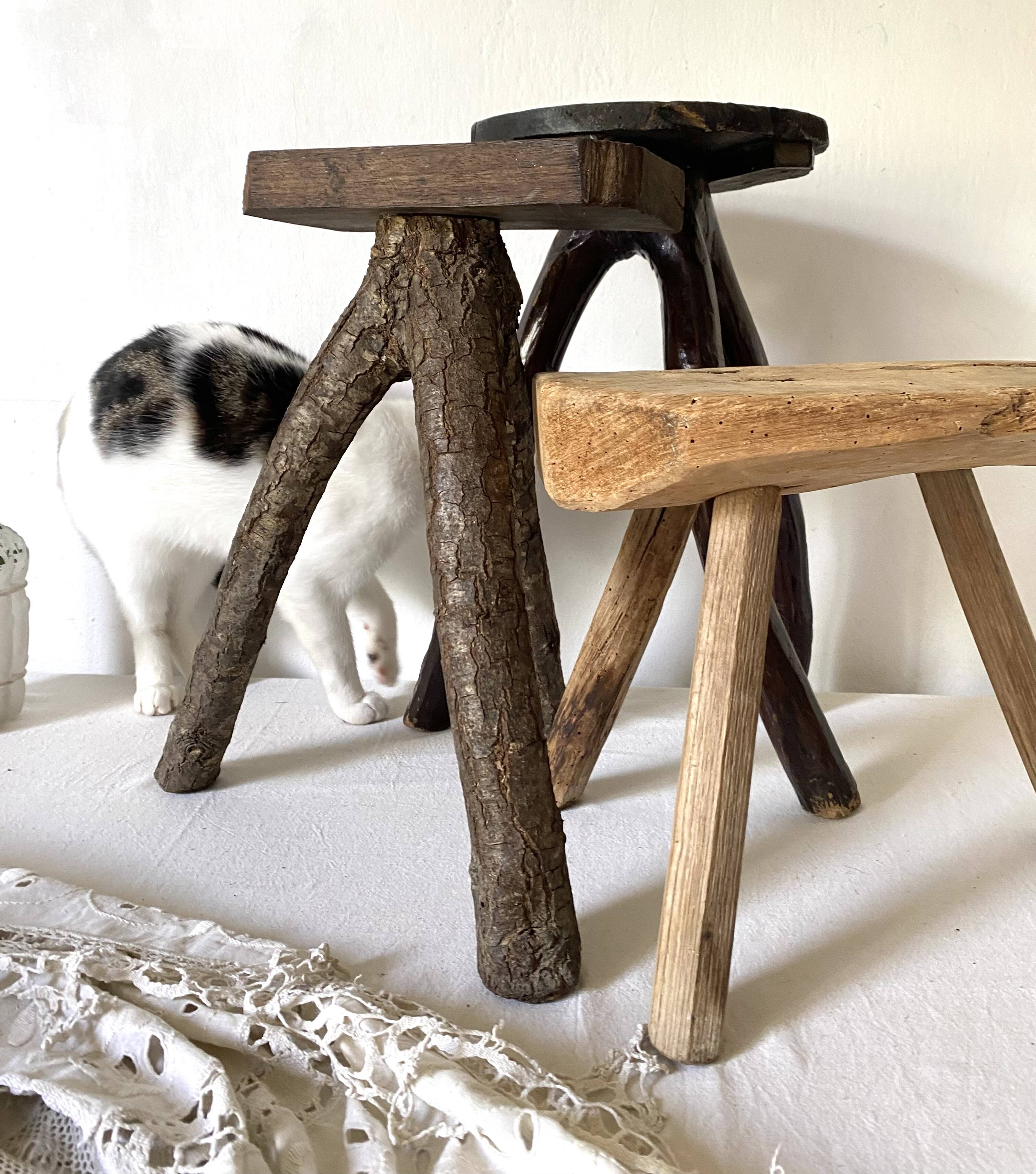 Brutalist tripod farm stool