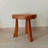 Vintage tripod brutalist side table in solid oak