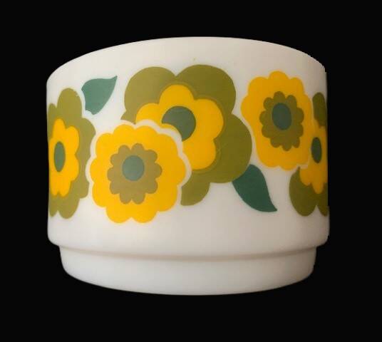 Arcopal brand Lotus mugs