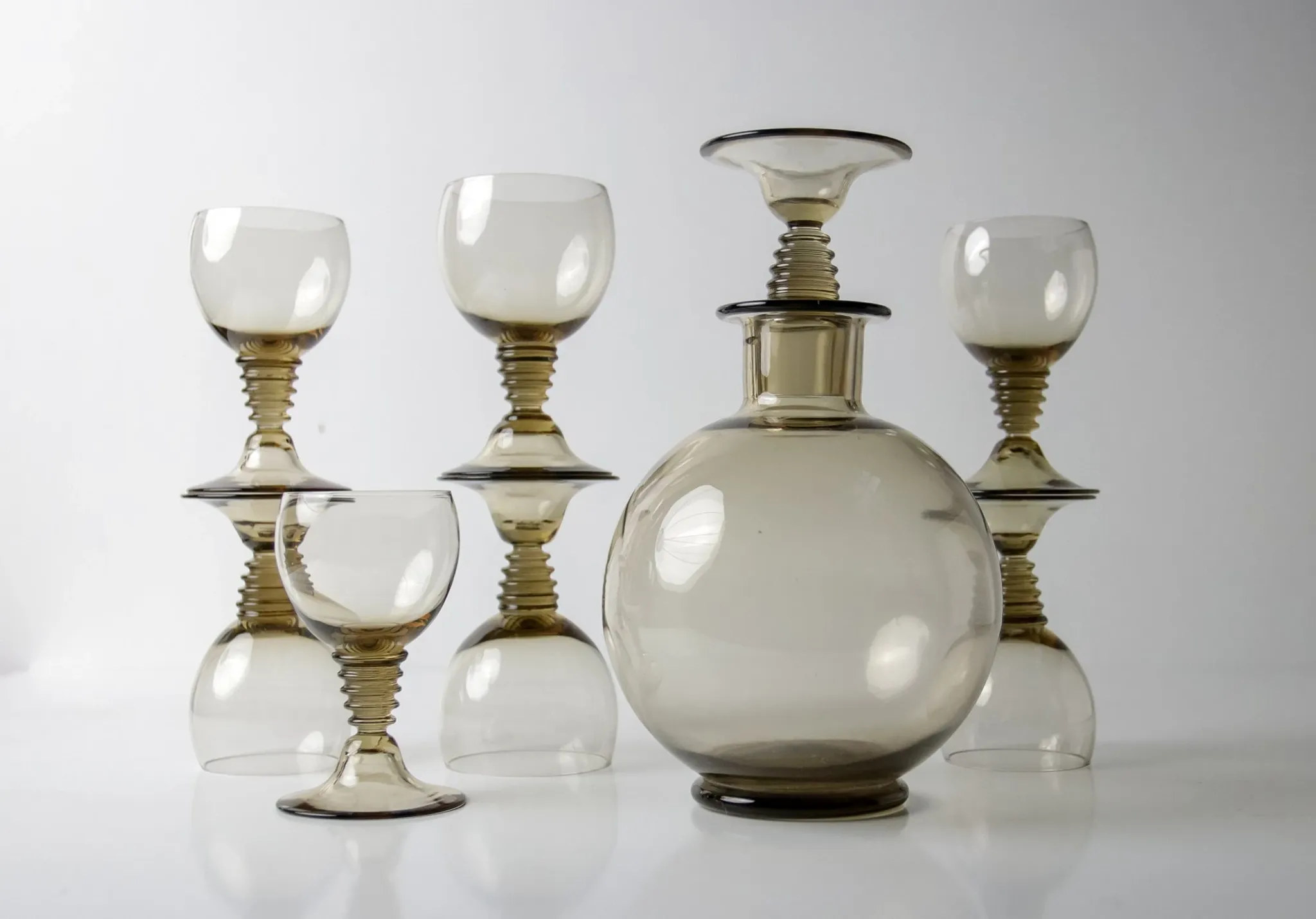 Art deco Traditie decanter with 7 glasses by W.J. Rozendaal – Kristalunie