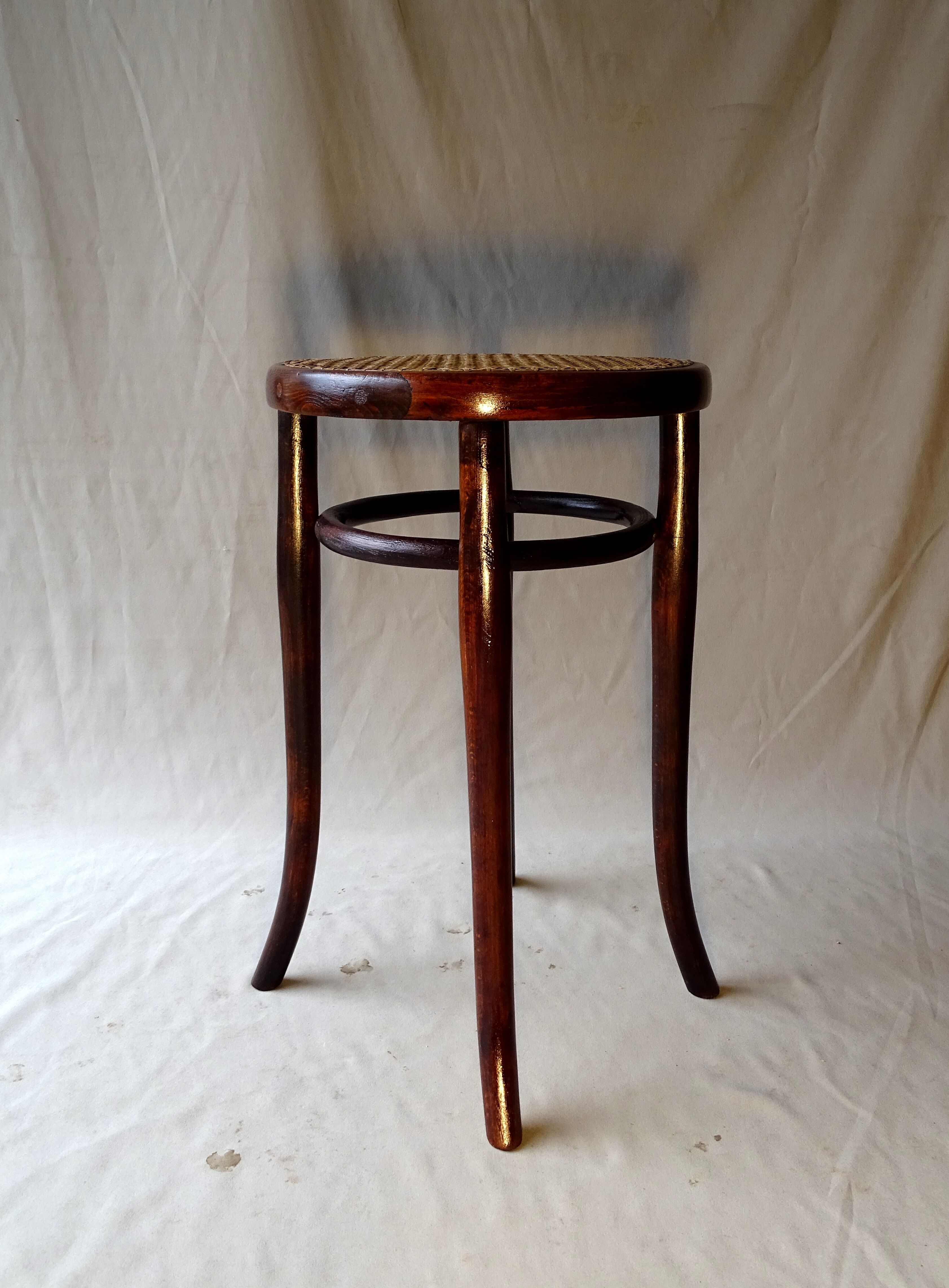 Cane 1900 piano Thonet stool