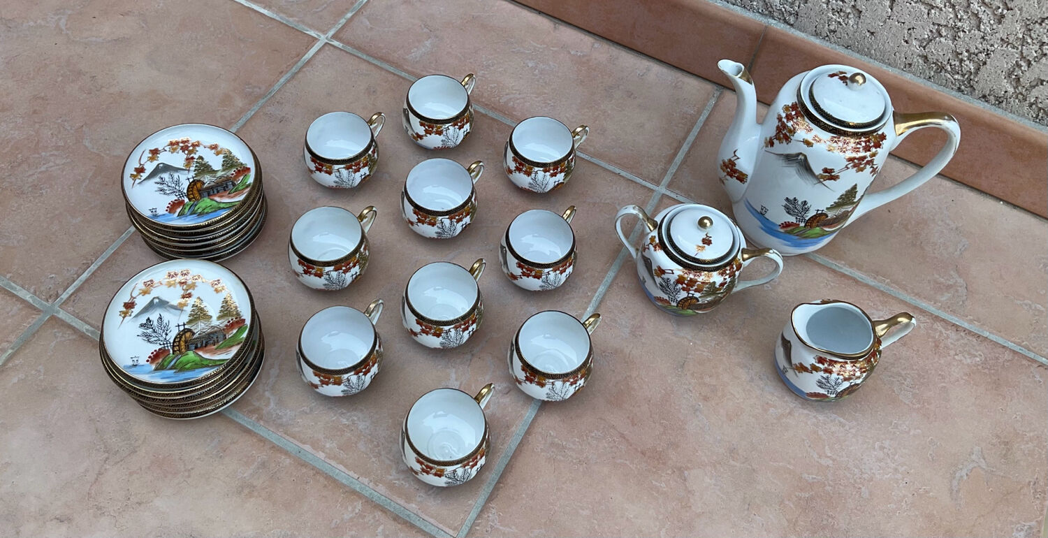 Hayasi Kutani tea set