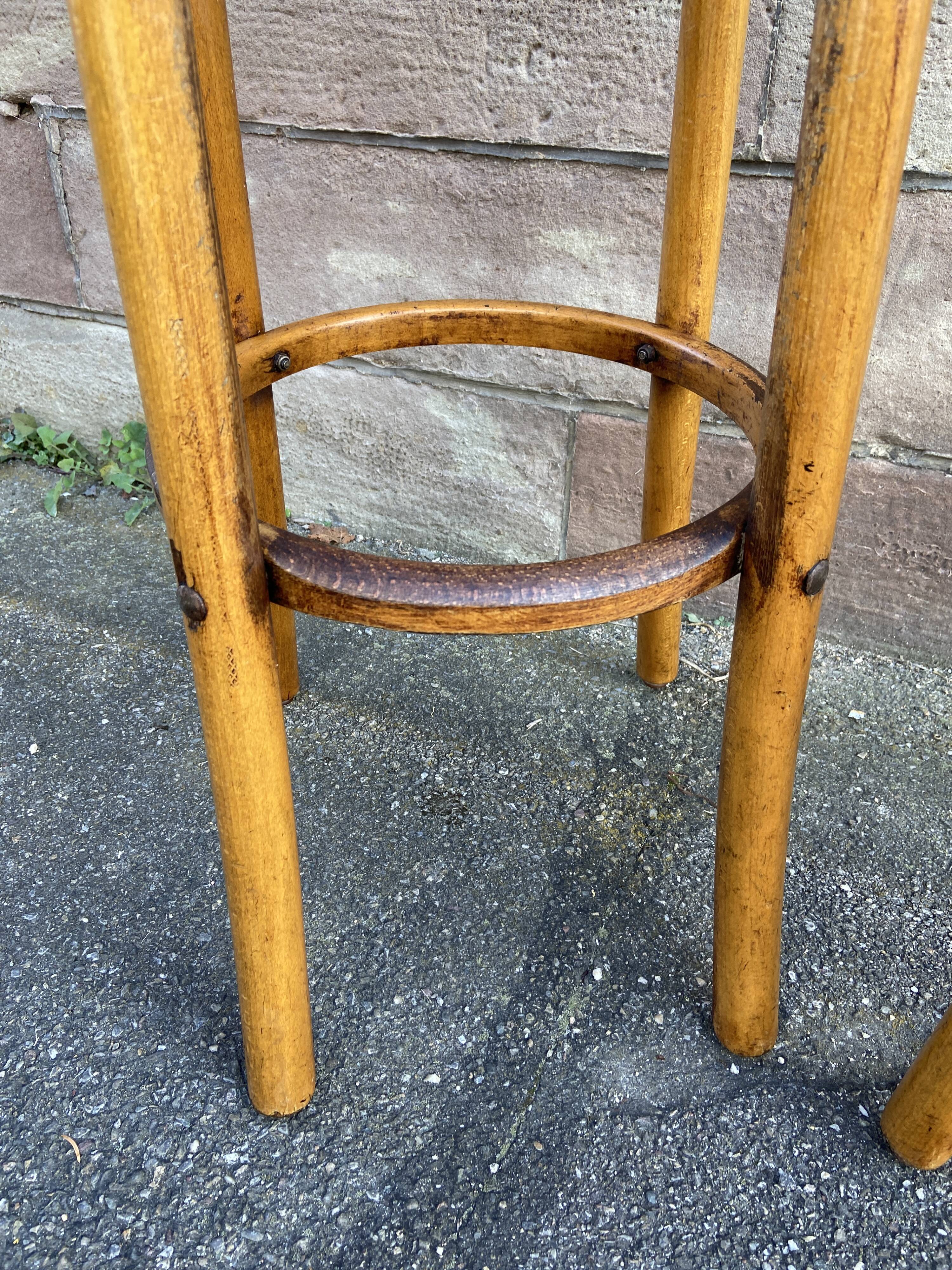 Paire de tabourets de bar bois courbé 1960