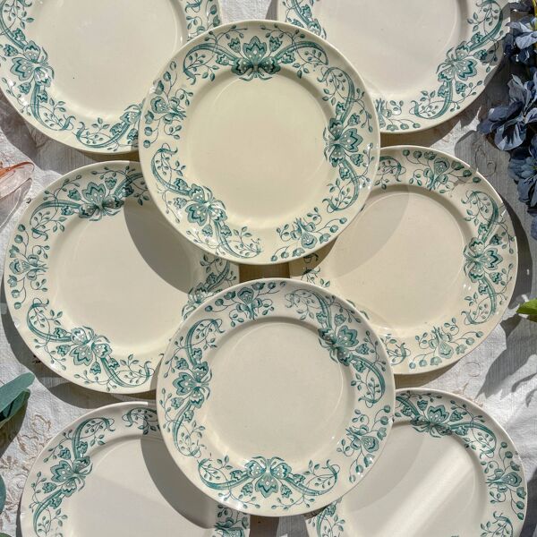 Lot de 8 Petites Assiettes Anciennes Terre de Fer ''Figuig'' Longchamp XIXe