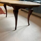 Violin table