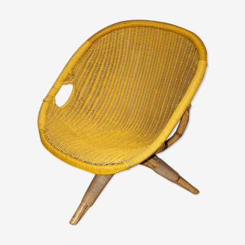 Armchair in rattan and scoubidou