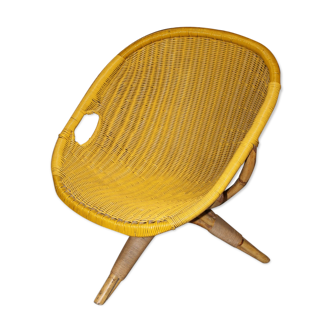 Armchair in rattan and scoubidou