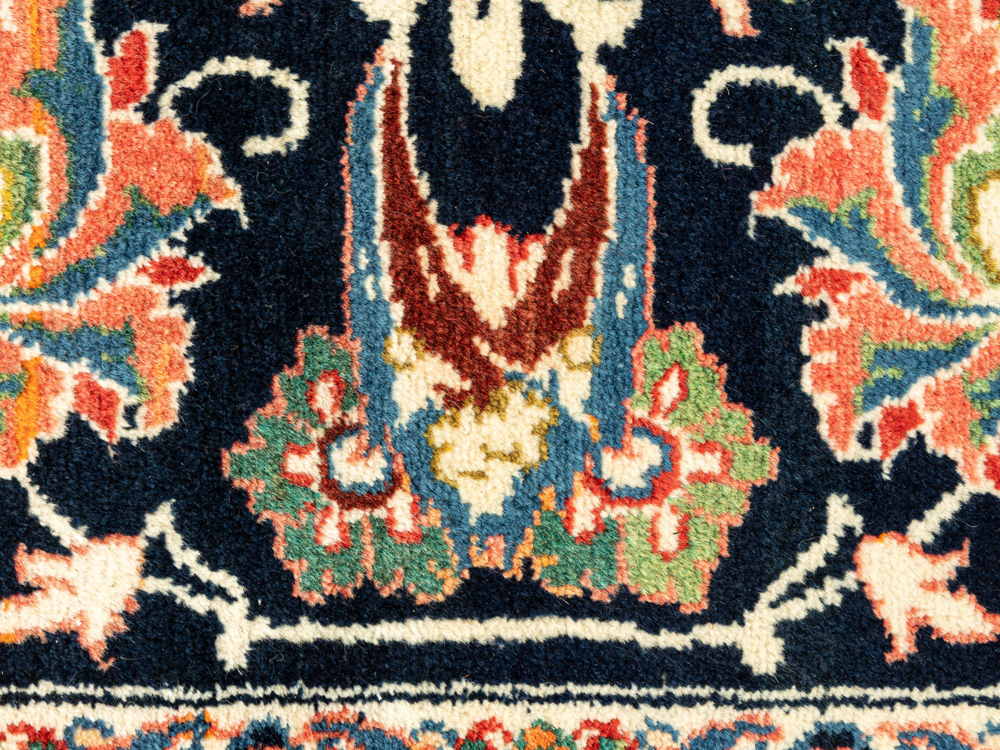 1960s Keshan carpet 386x245cm