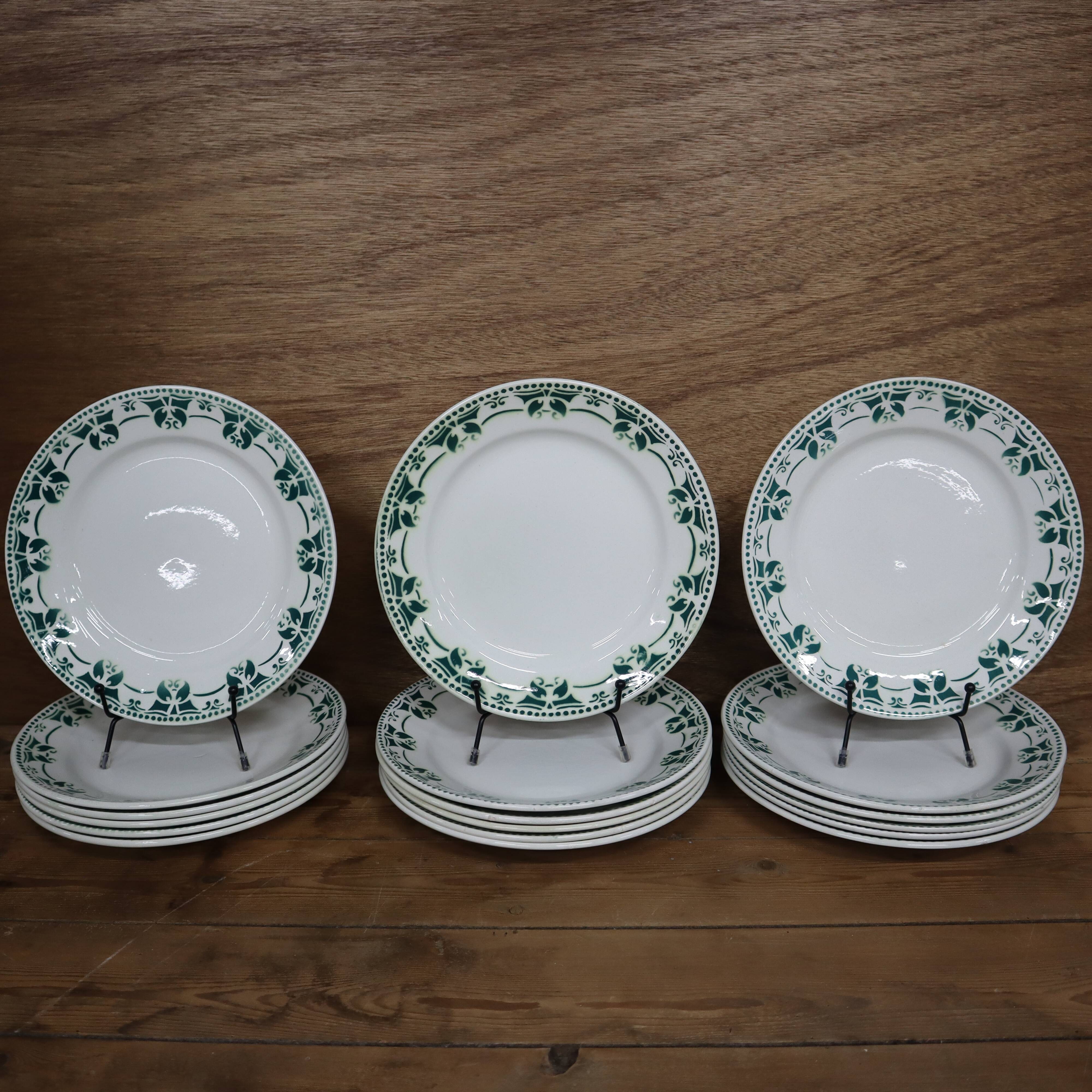 6 flat plates in white and green earthenware Saint Amand Terre de Fer