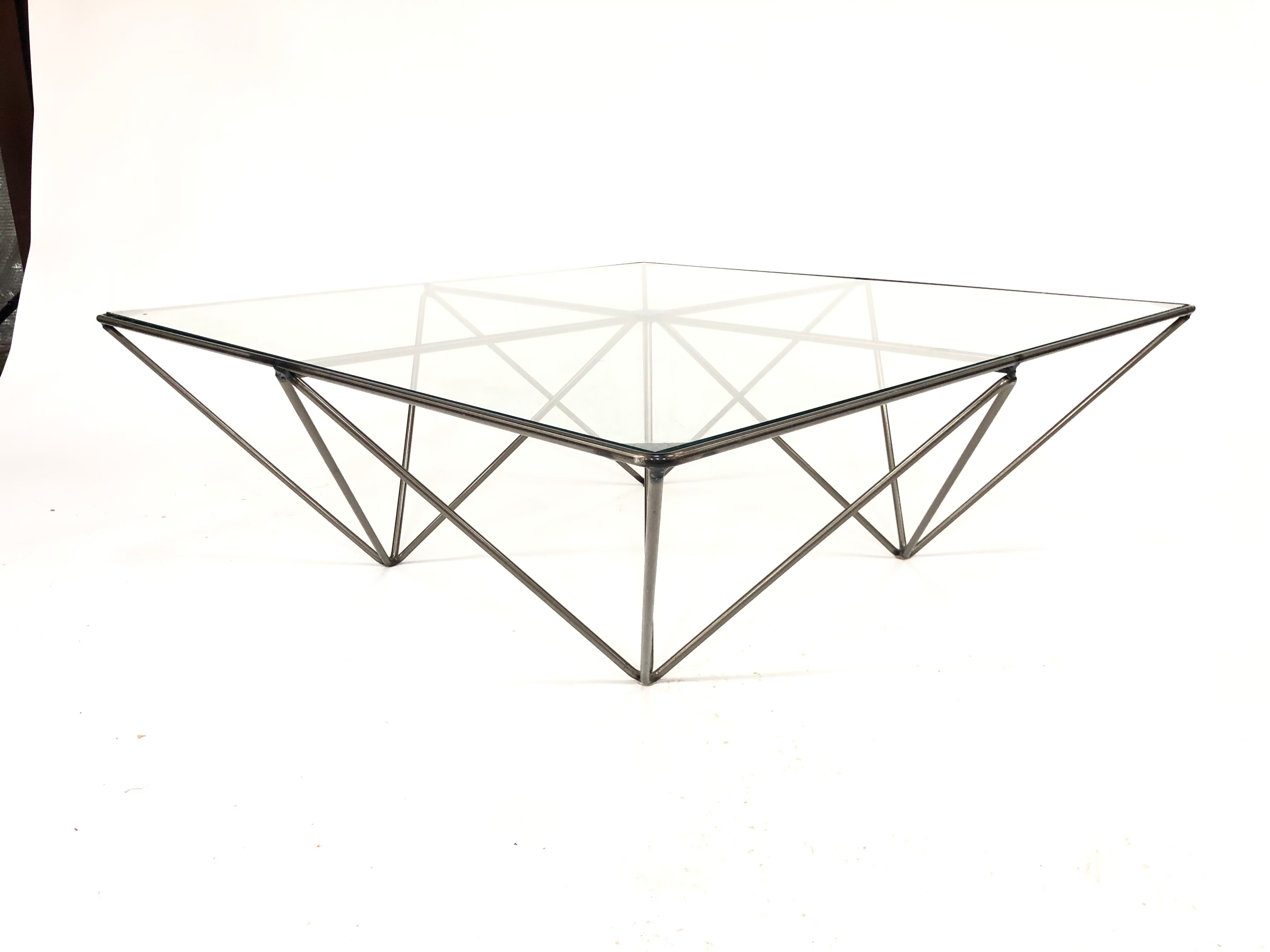 Table low vintage 60s/70s design steel wire