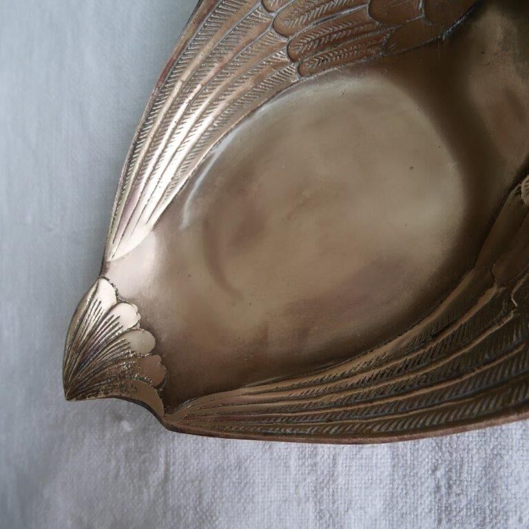 Brass swan pocket empty