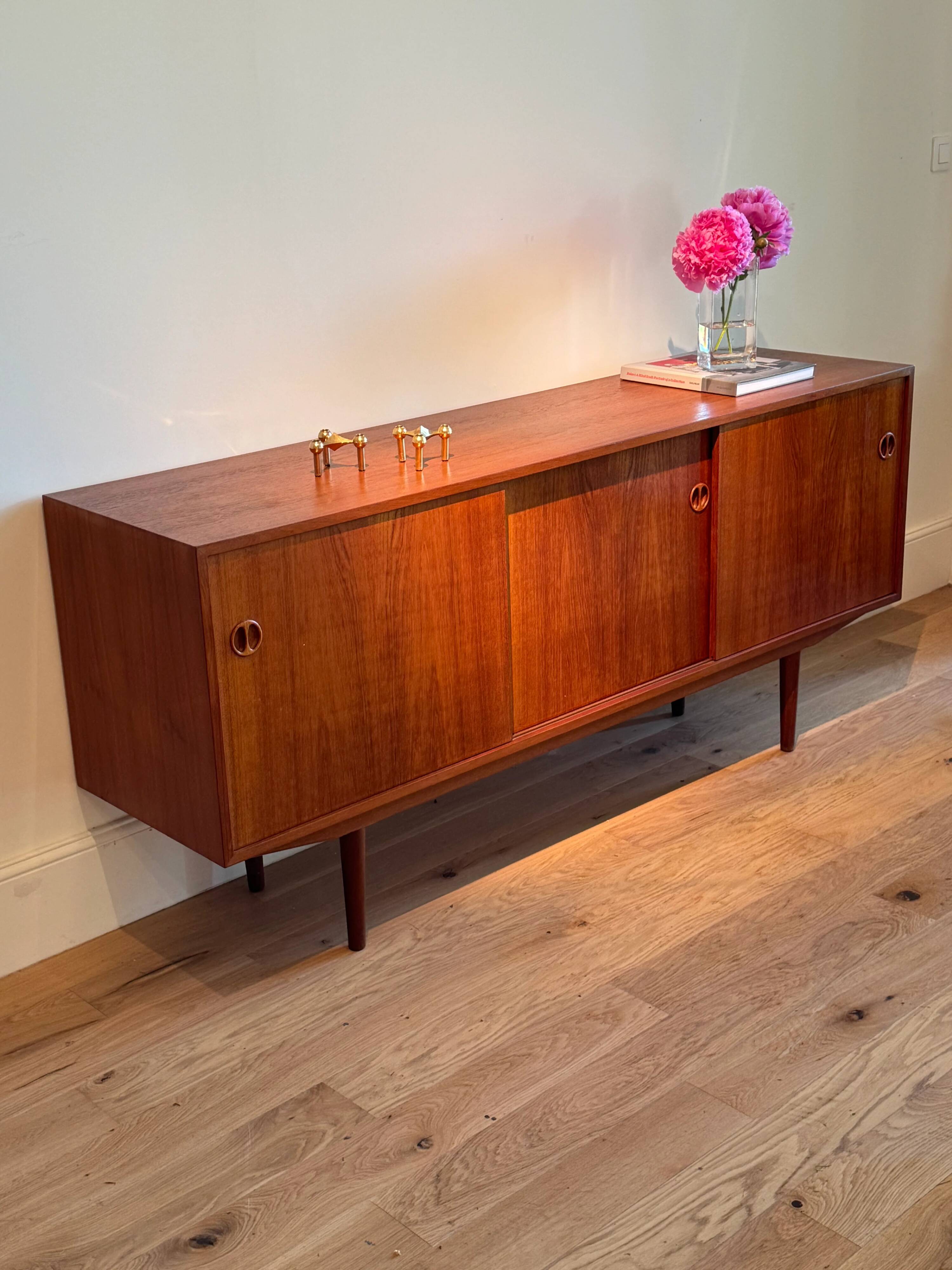 Enfilade scandinave vintage en teck "Astrid"