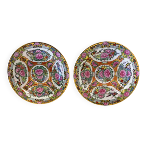 Assiettes en porcelaine