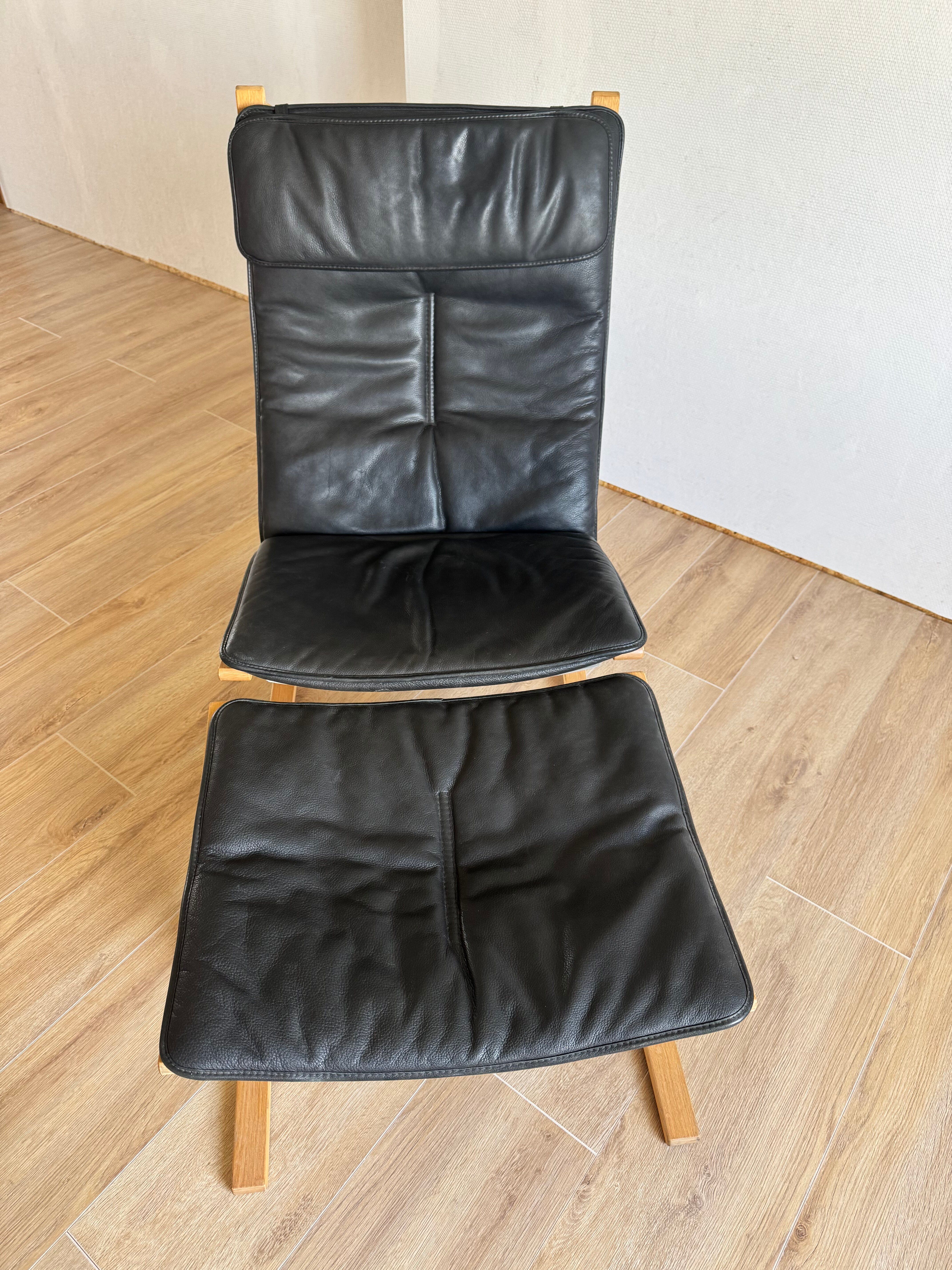 Authentic Siesta Fiora Lounge Chair & Ottoman