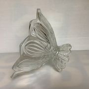 Old flower-shaped bubble round footed cup