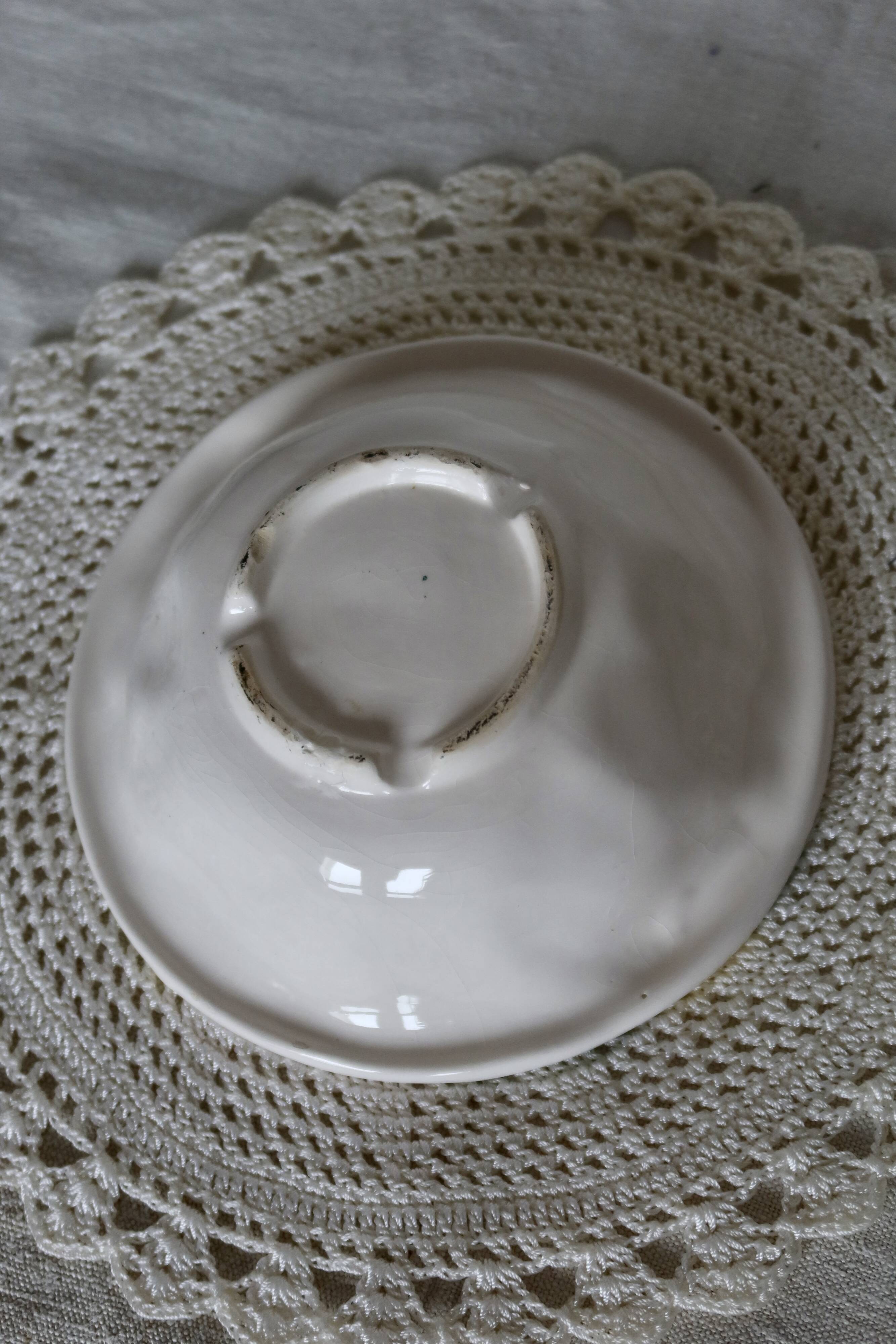 Vintage lemon slip dish