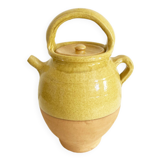 Large jug / chevrette in yellow glazed stoneware