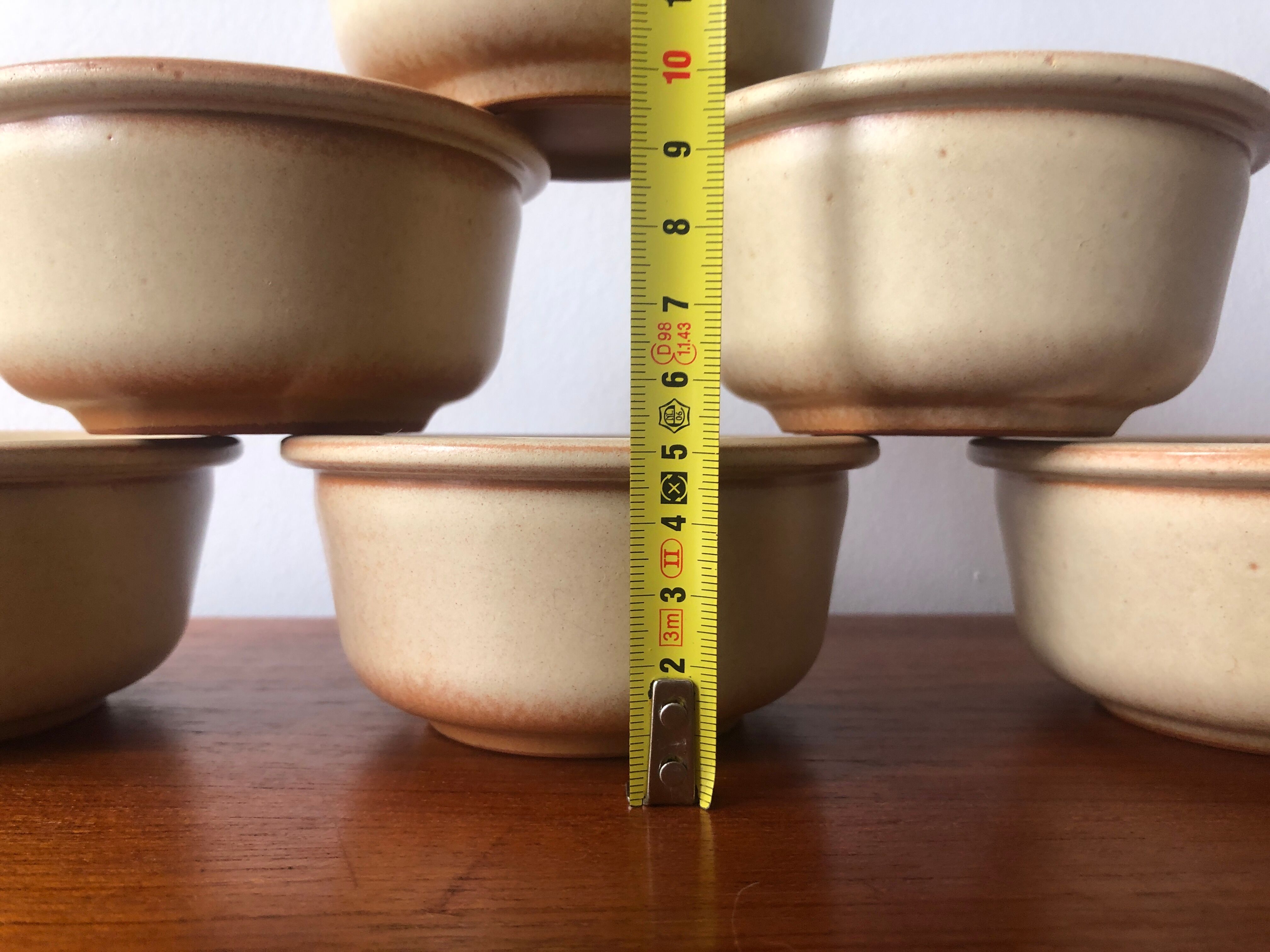 Natural stoneware cups