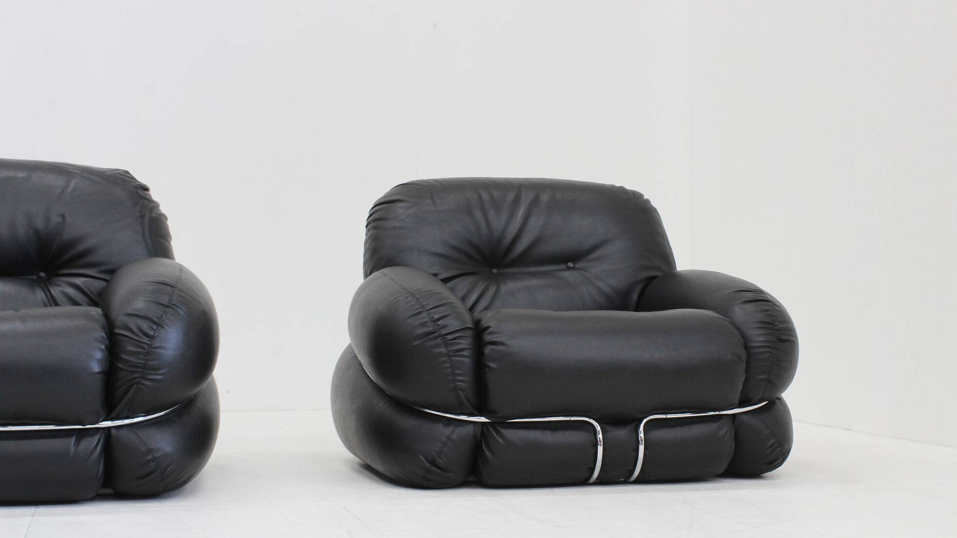 Vintage Okay armchairs by Adriano Piazzesi black leather 1970s, set of 2