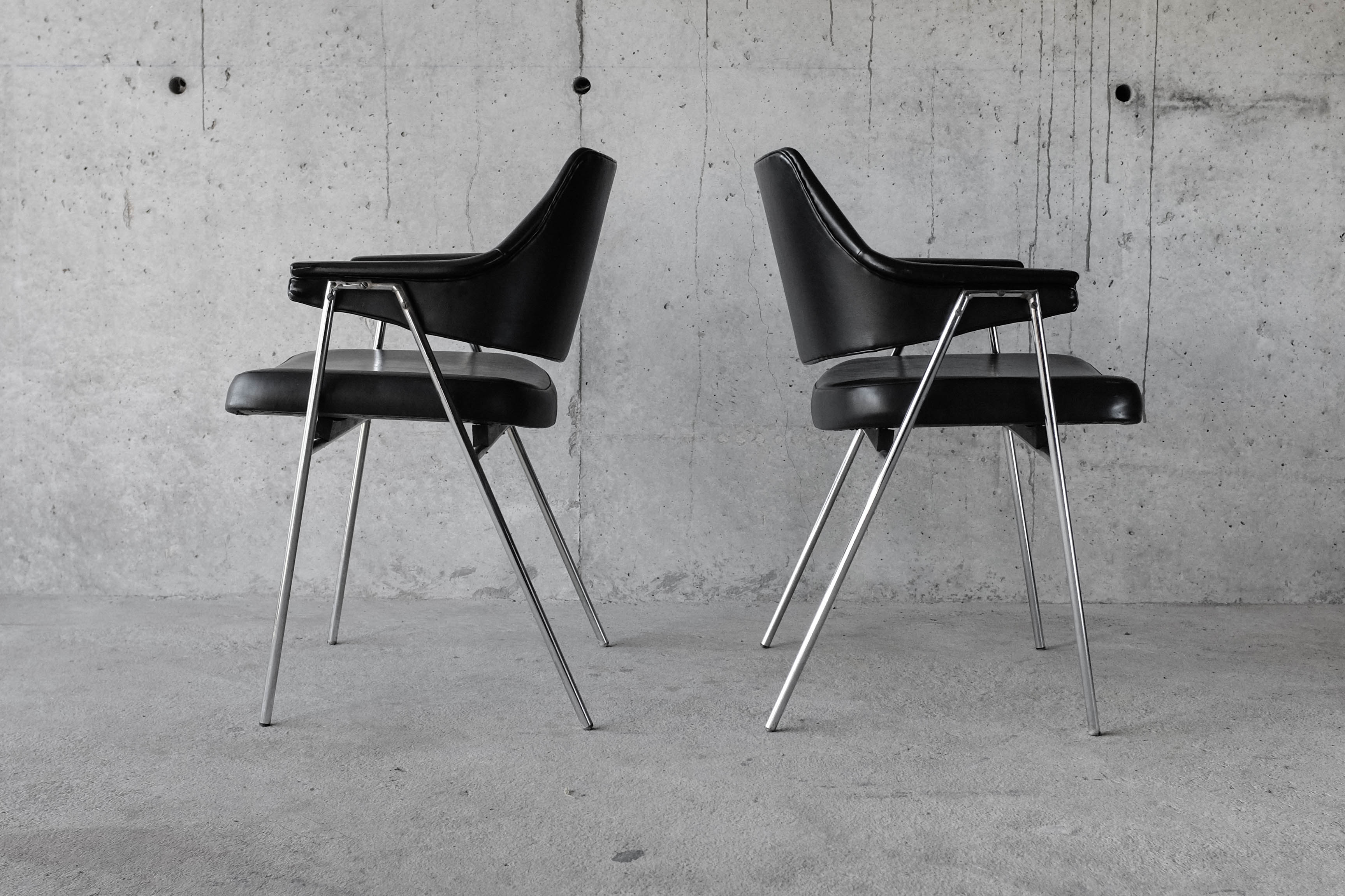 Pair of armchairs 1960