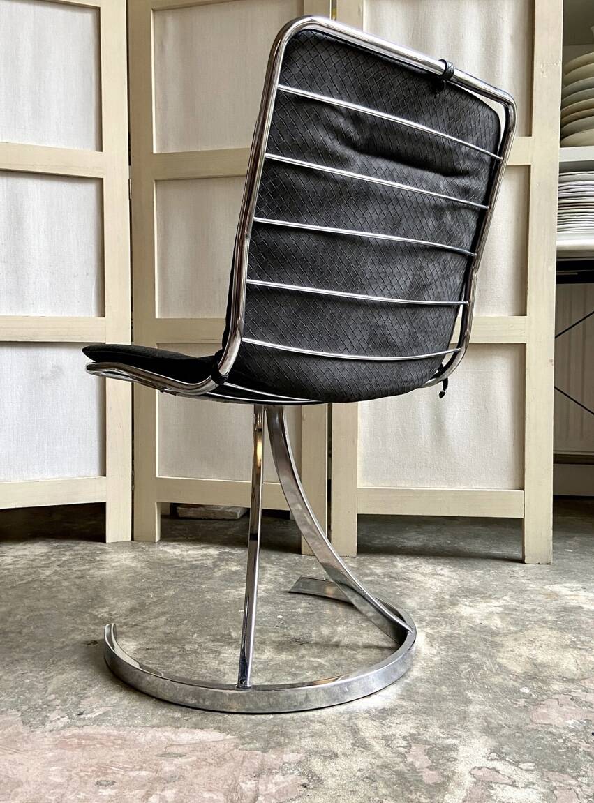 Set of 4 vintage chairs, chromed metal, France 1970