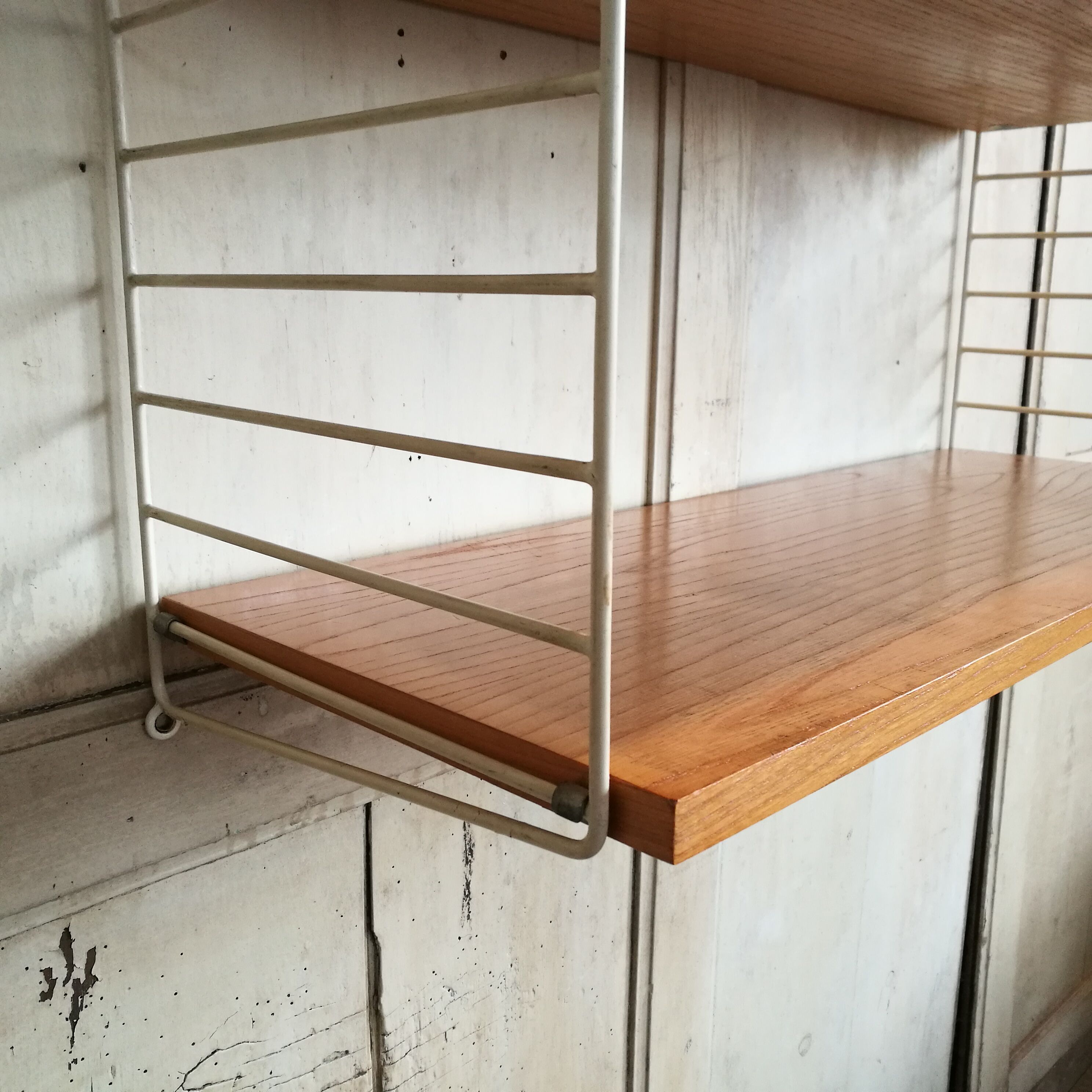 White vintage String shelf