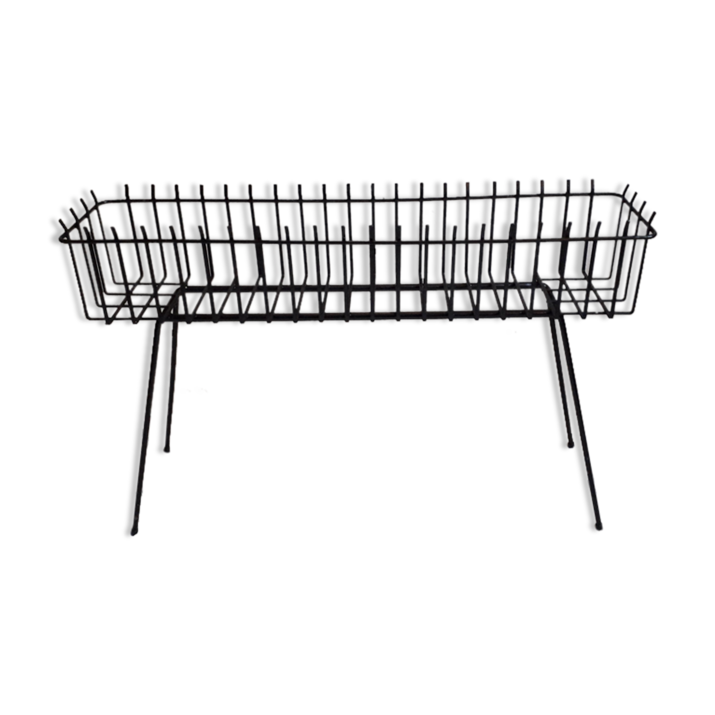 Metal indoor planter