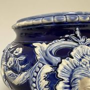 Vase - Cache pot en faïence baroque de Saint Clément, XIX eme