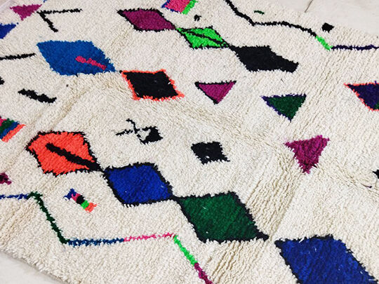 277x147cm Berbere Moroccan Carpet Azilal