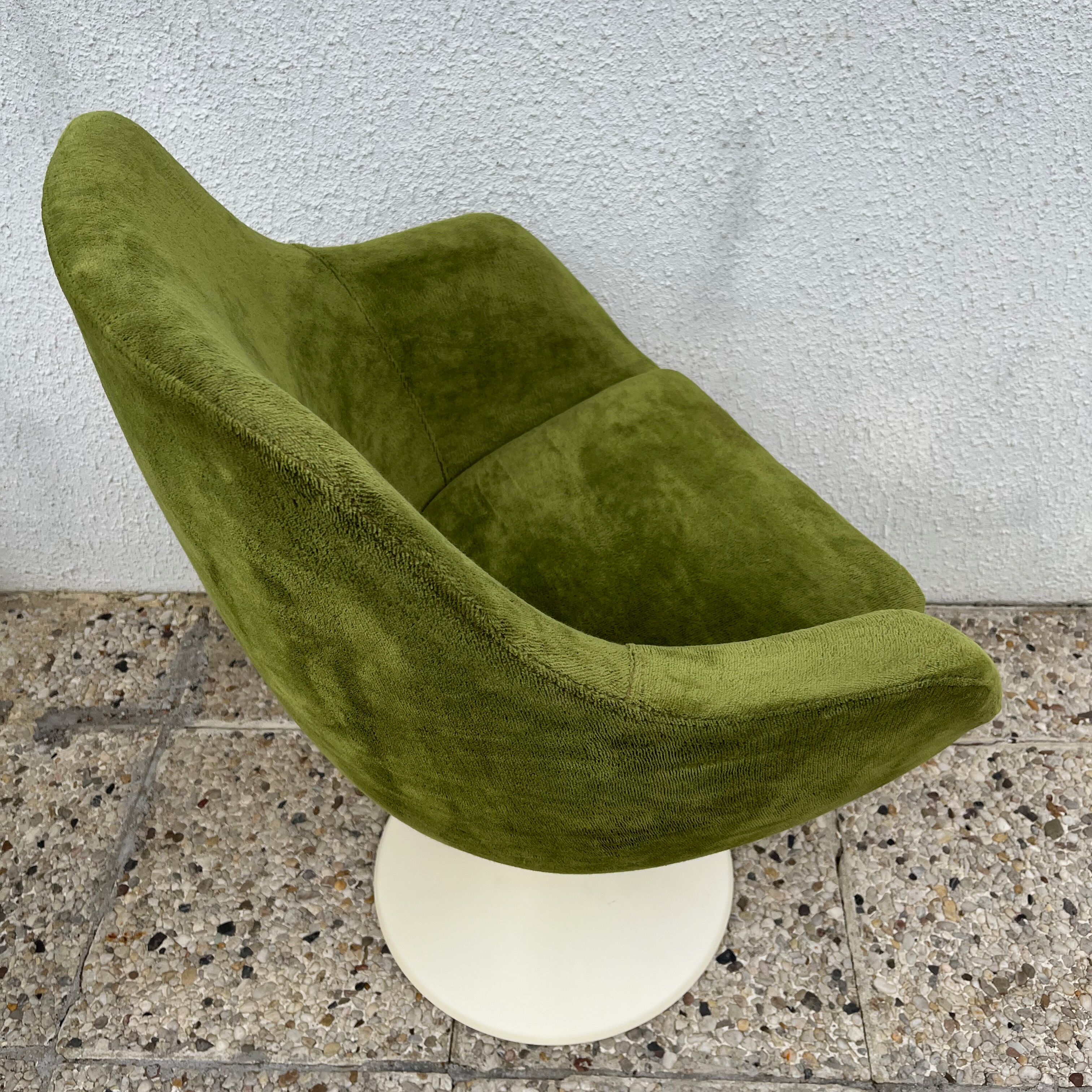 Lot de 2 fauteuils pivotant en velours vert