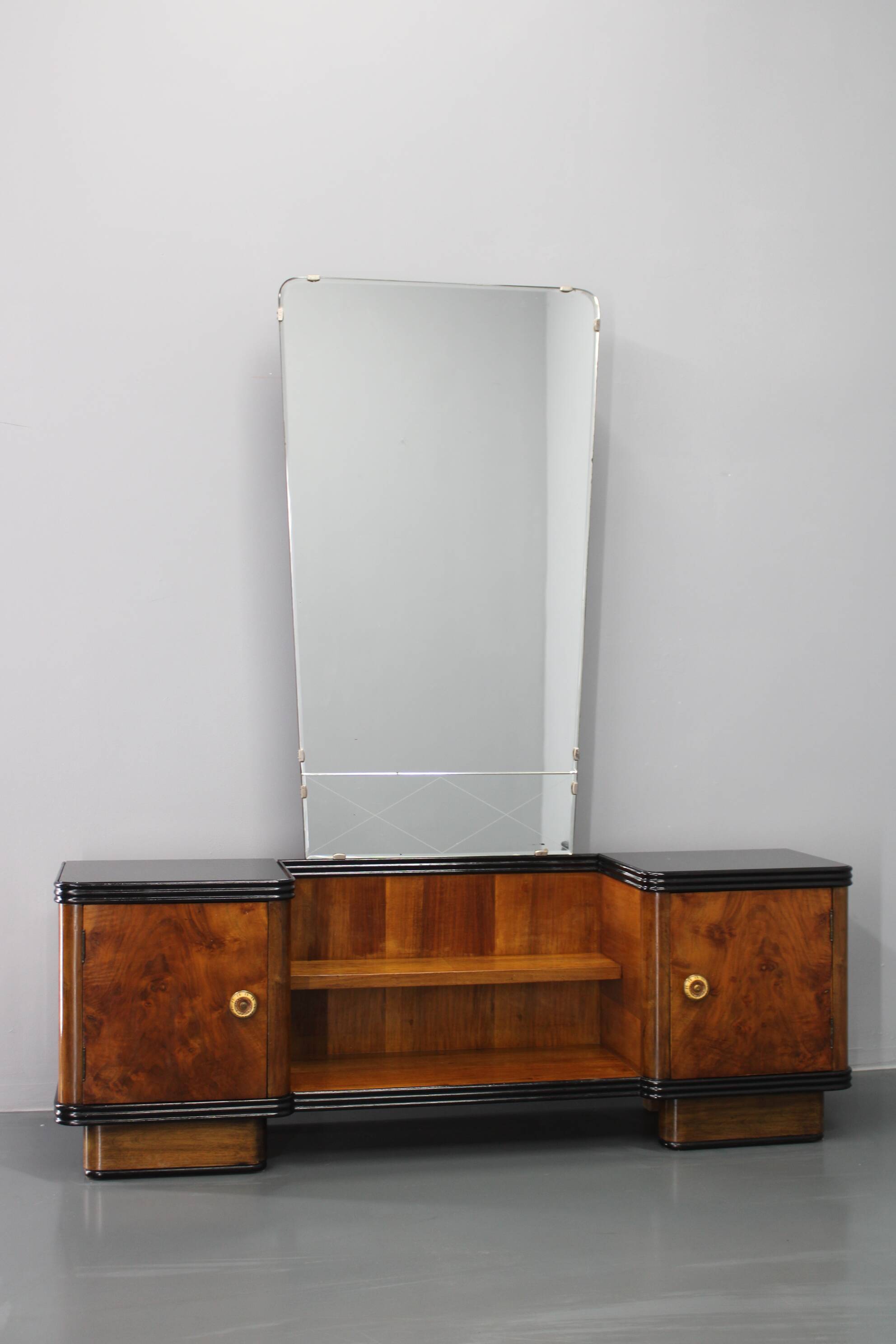 1940s Italian Art Deco Mirror Cabinet in Walnut Finish