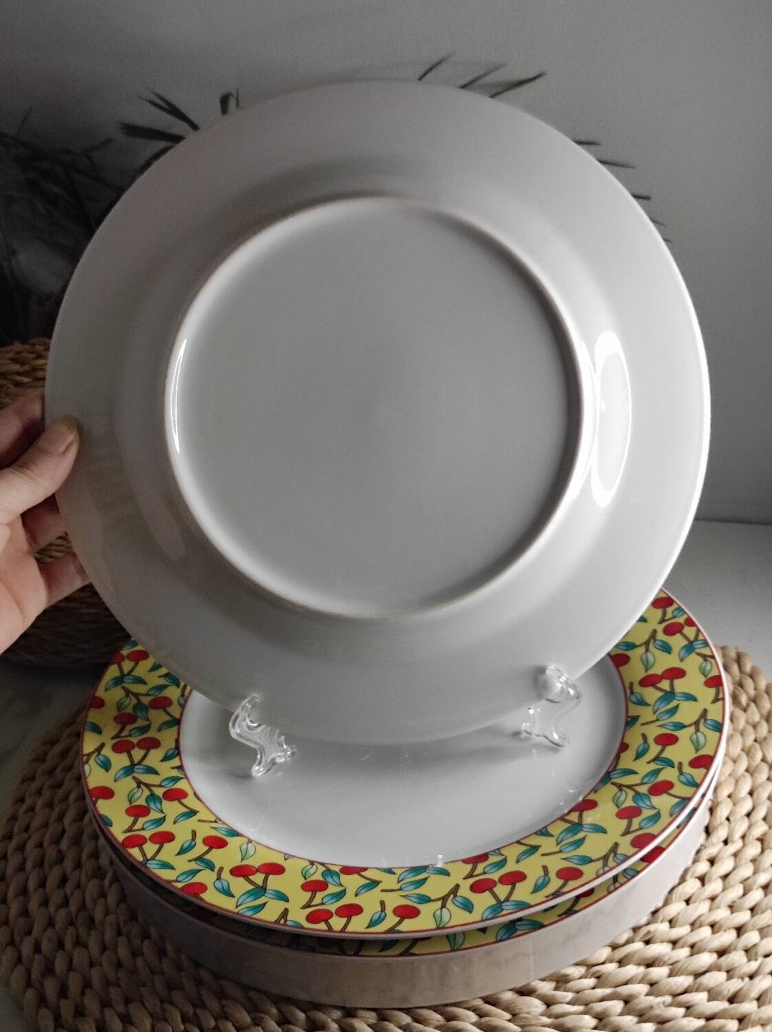 Cherry dinner plates