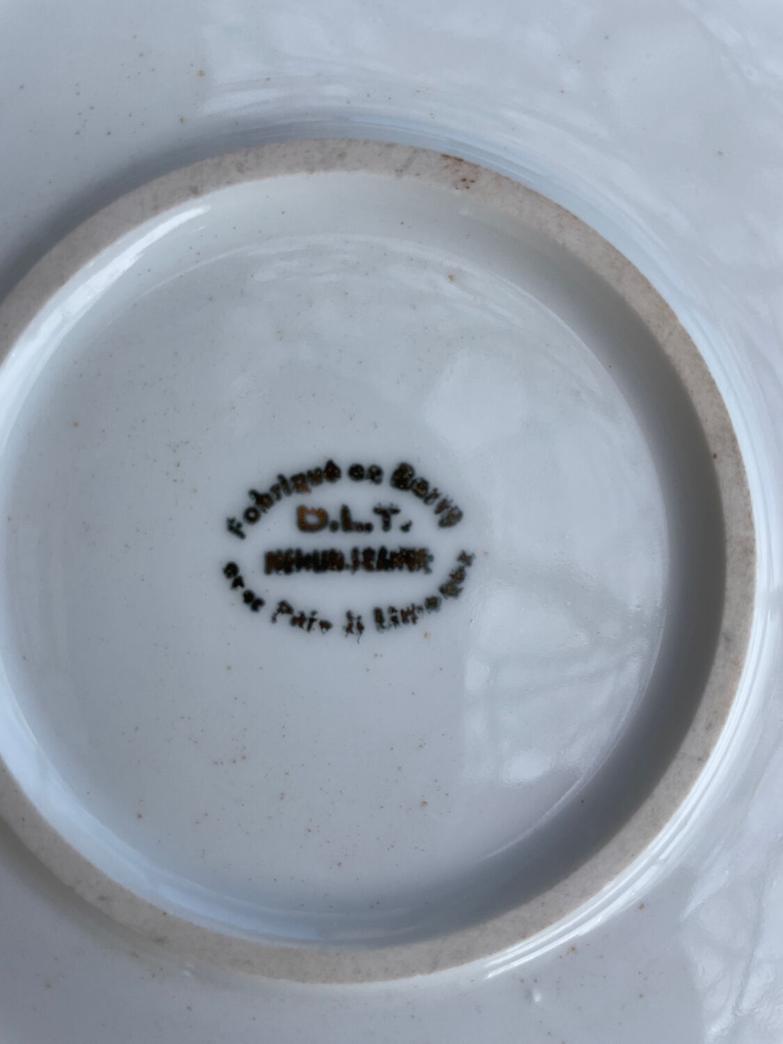 Pie dish with shovel